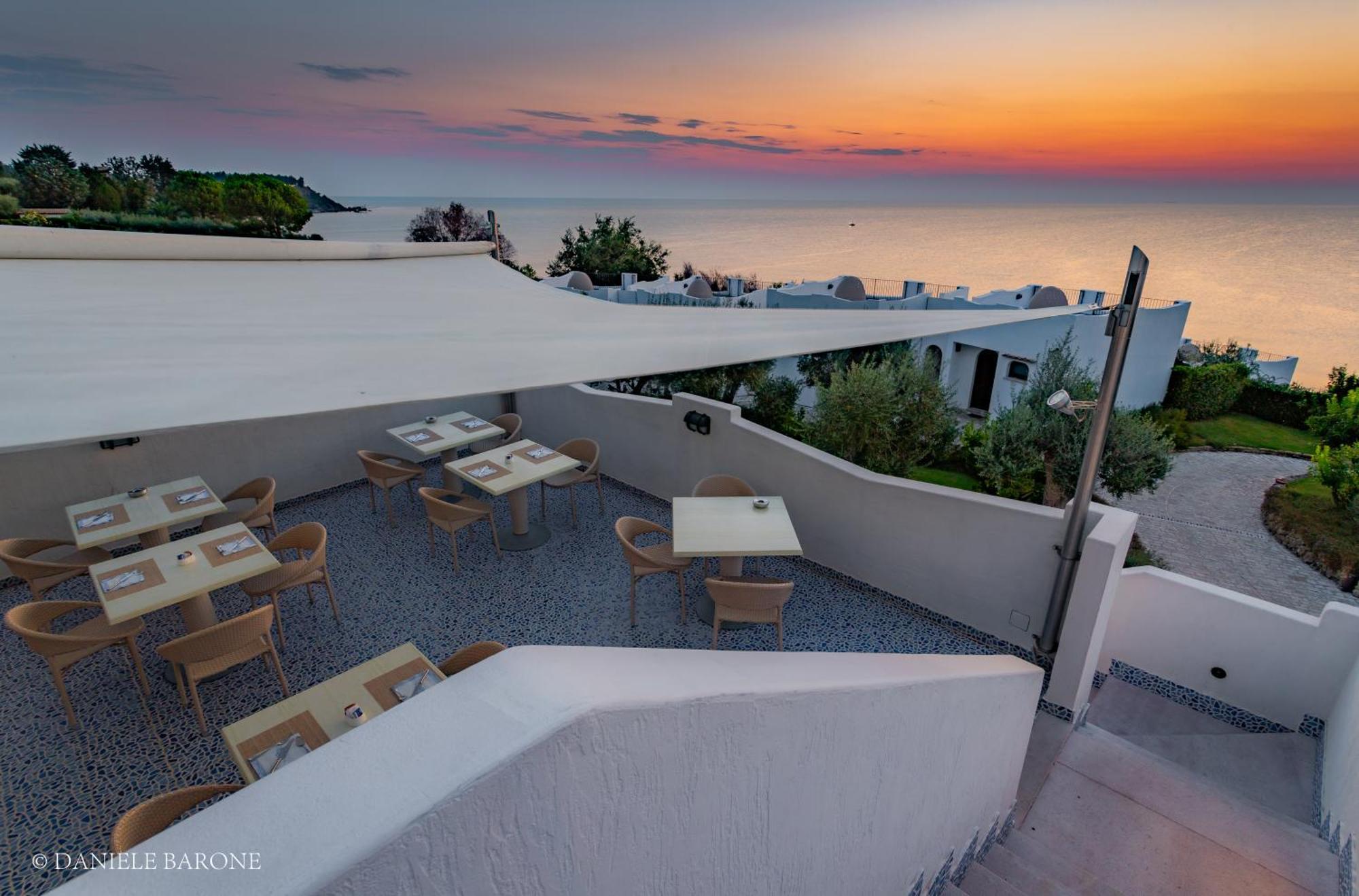 Baia Delphis Resort 바스토 외부 사진
